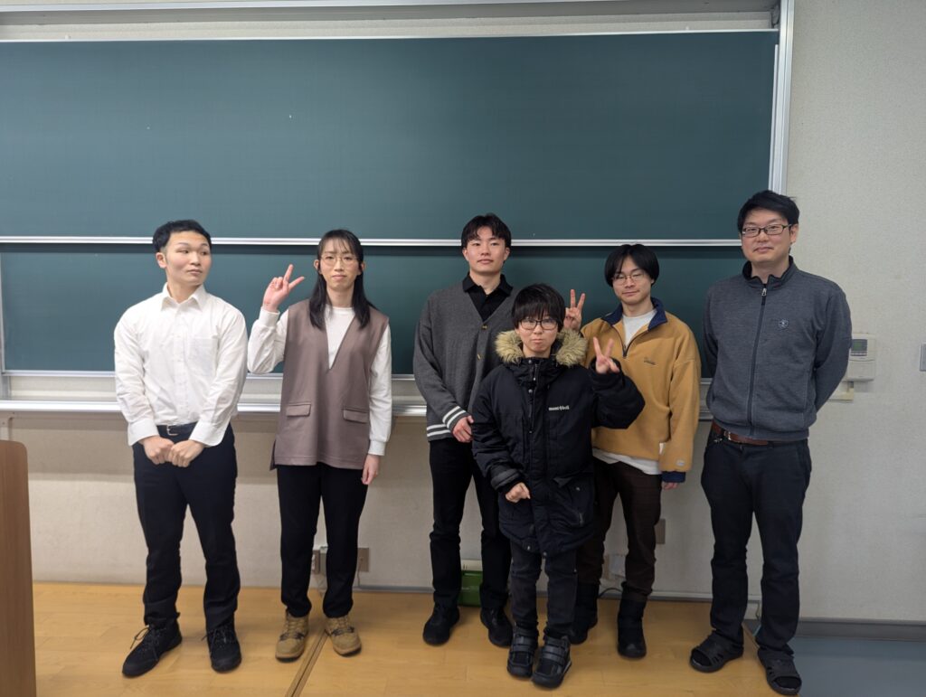 2025年度卒業論文発表会を実施しましたの写真 1