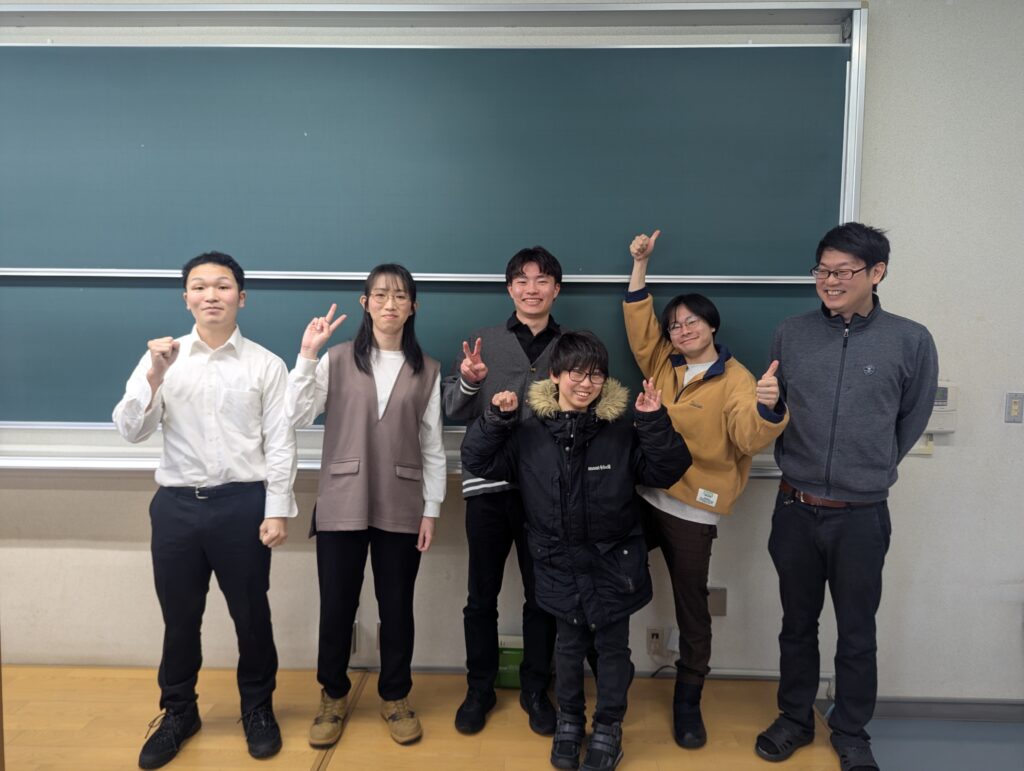 2025年度卒業論文発表会を実施しましたの写真 2
